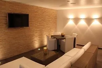 Hotel Boutique 'hof Ter Duinen' 4*