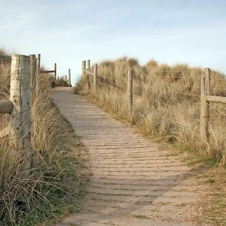 Hotel Boutique 'hof Ter Duinen' 4*