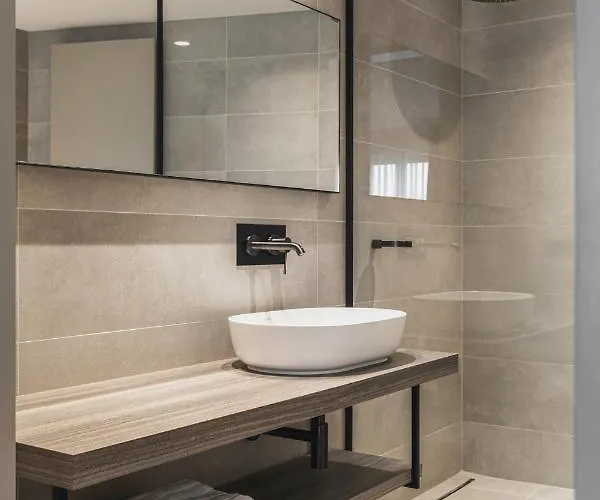 Hotel Boutique 'hof Ter Duinen' 4*